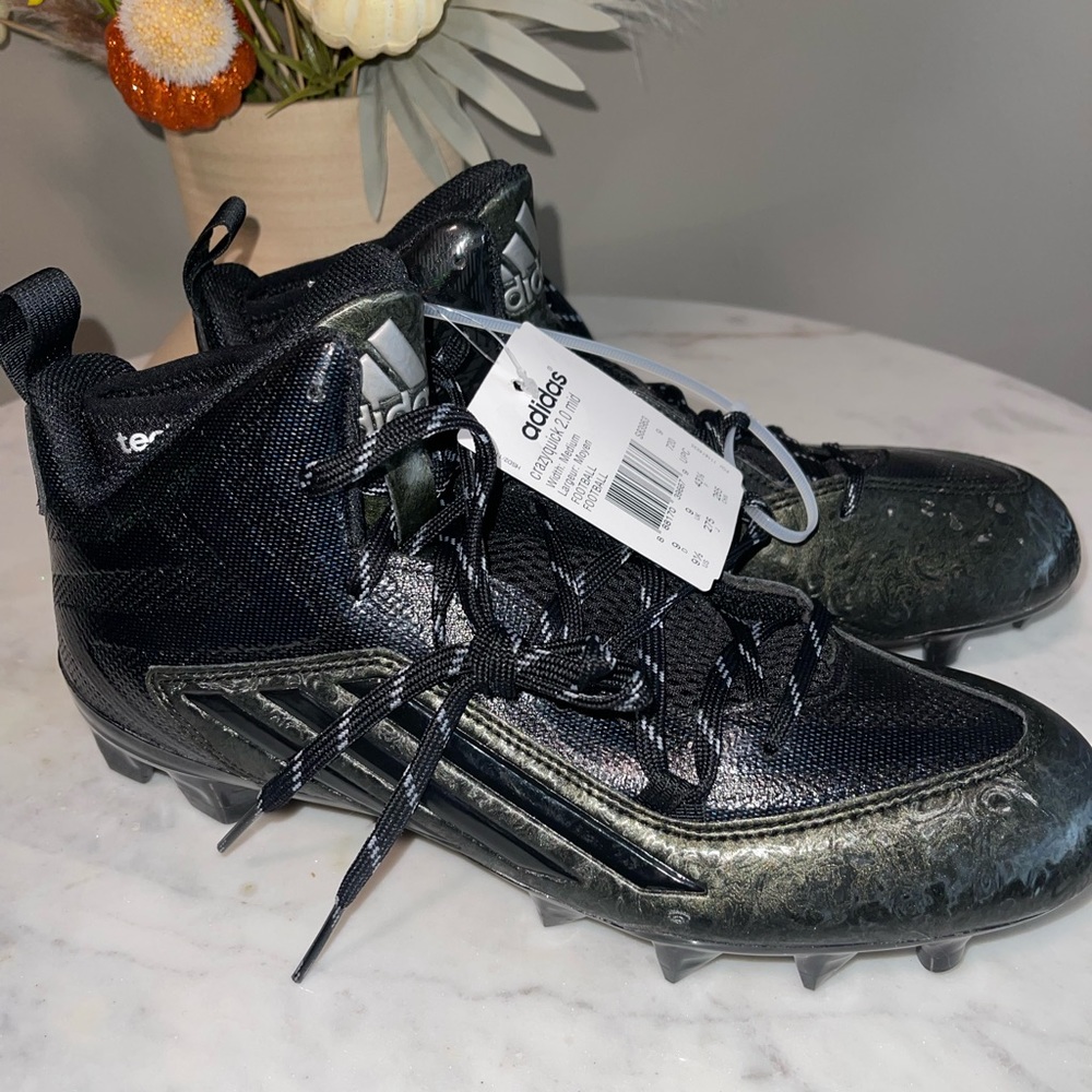 NEW Adidas Back Football Cleats Shoe